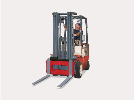 FORKLIFT/PALLET TRUCK